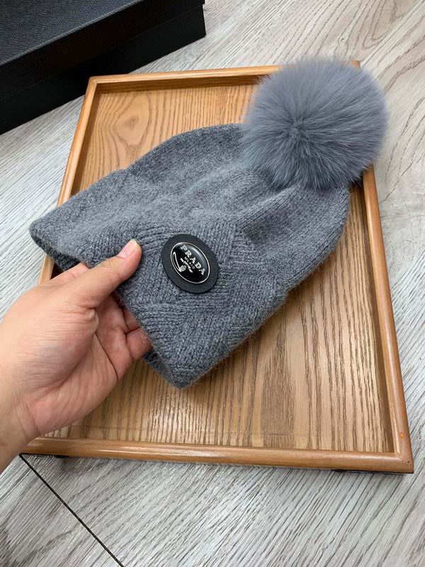 Prada hat dx (509)