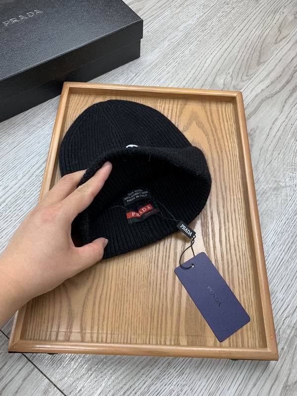 Prada hat dx (543)