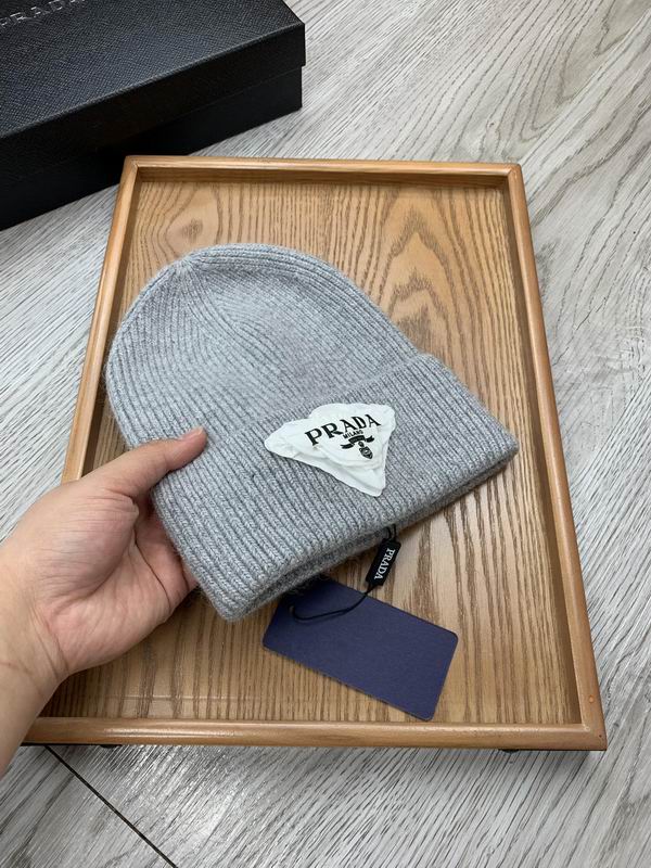 Prada hat dx (572)