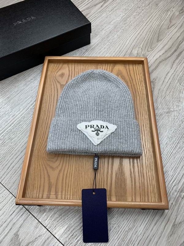 Prada hat dx (577)