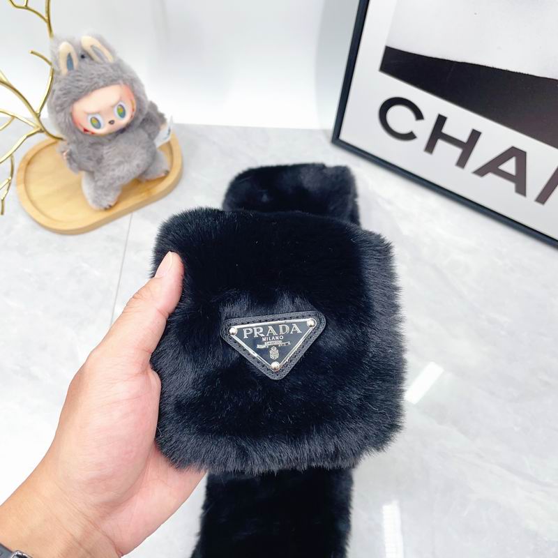 Prada scarf  dx (503)