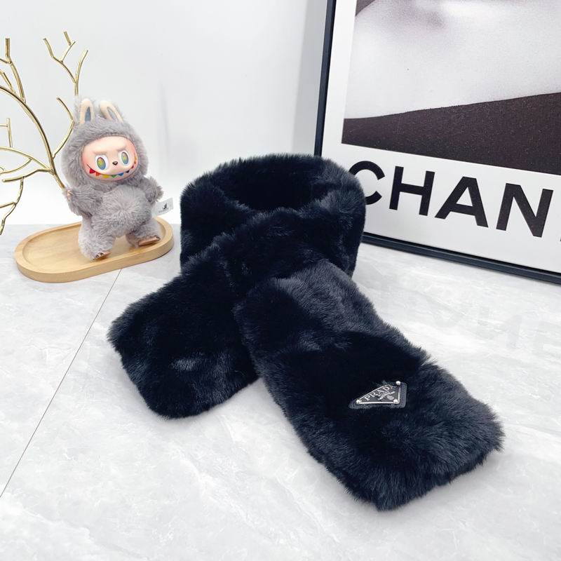 Prada scarf  dx (505)