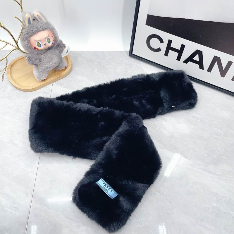 Prada scarf  dx (506)