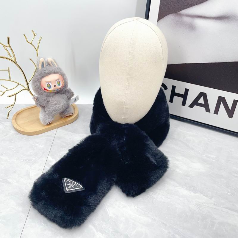 Prada scarf  dx (507)