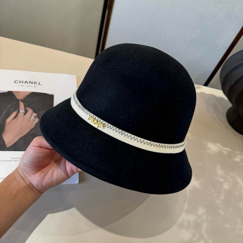 Prada top hat (132)