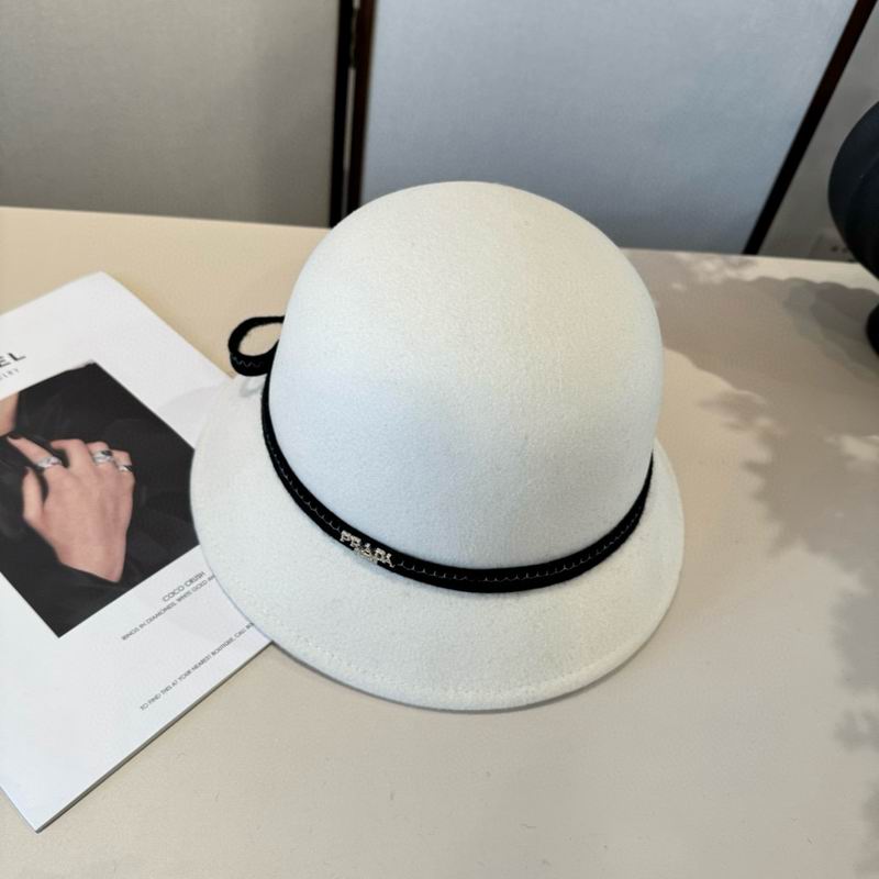 Prada top hat (138)