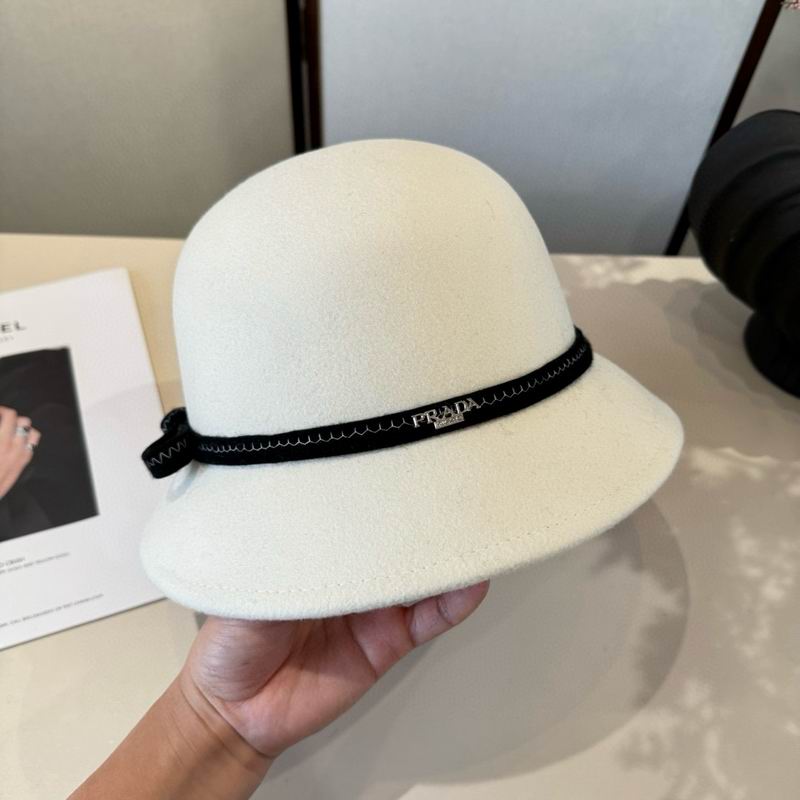 Prada top hat (139)
