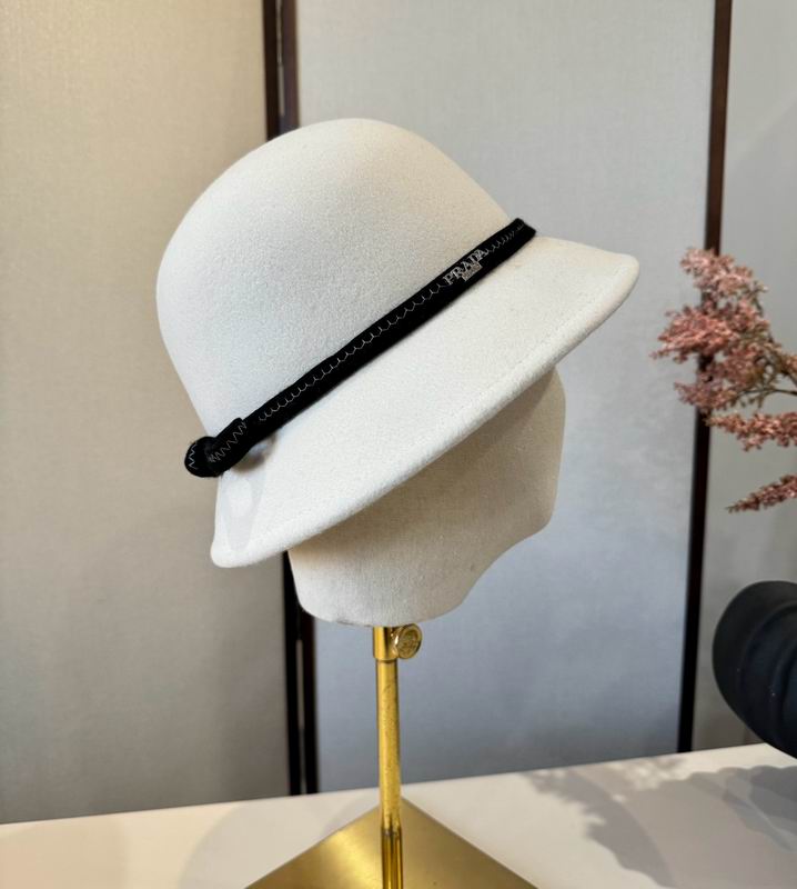 Prada top hat (143)