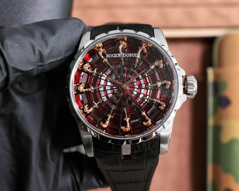 Roger Dubuis 45mm 13 (18)