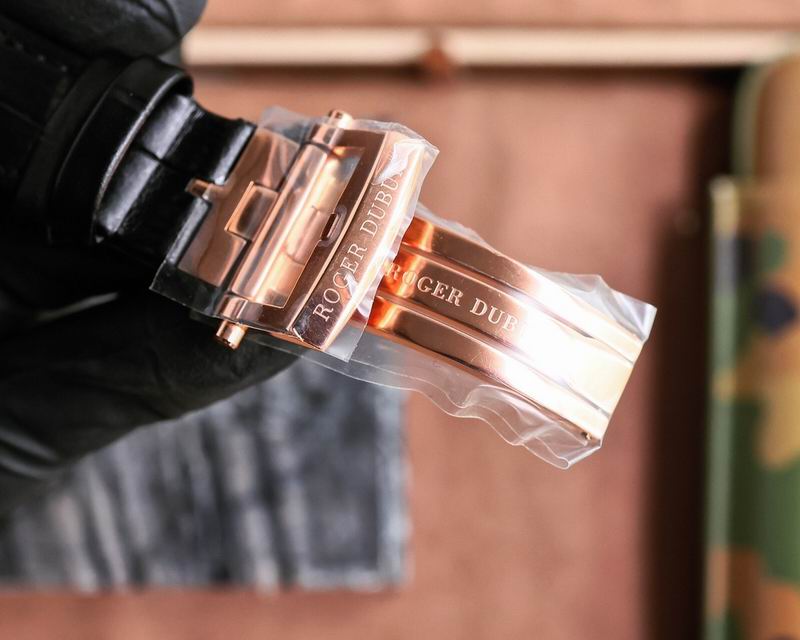 Roger Dubuis 45mm 13 (4)