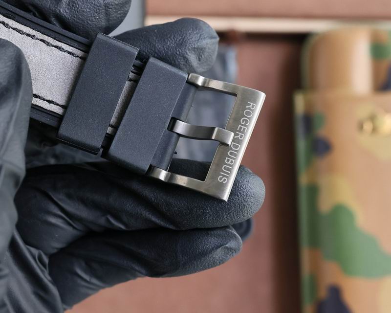 Roger Dubuis 46mm 01 (2)