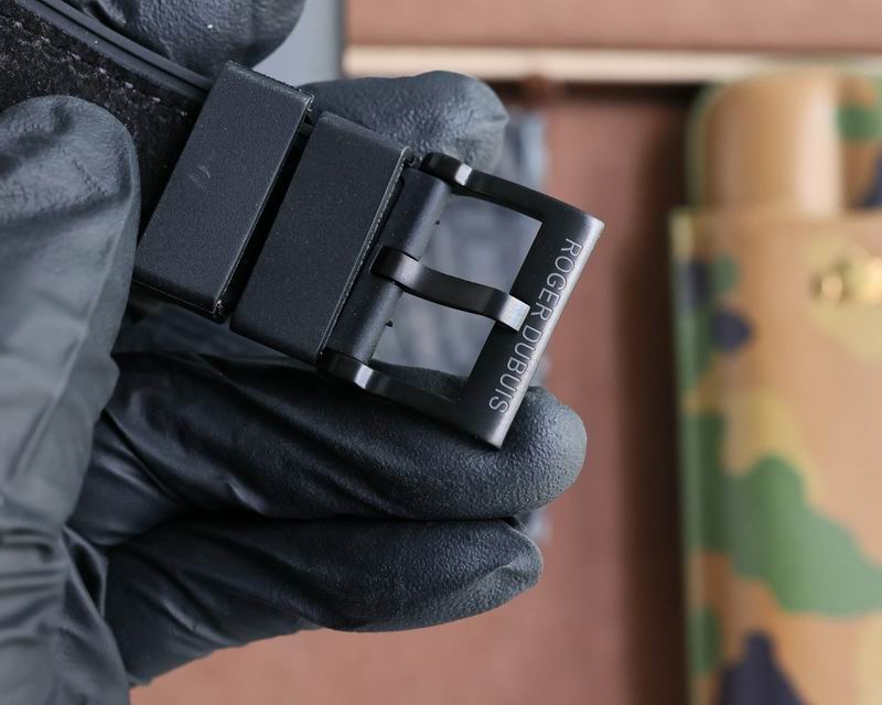 Roger Dubuis 46mm 07 (1)