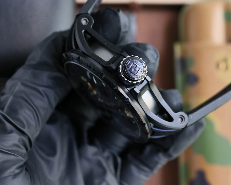 Roger Dubuis 46mm 07 (4)