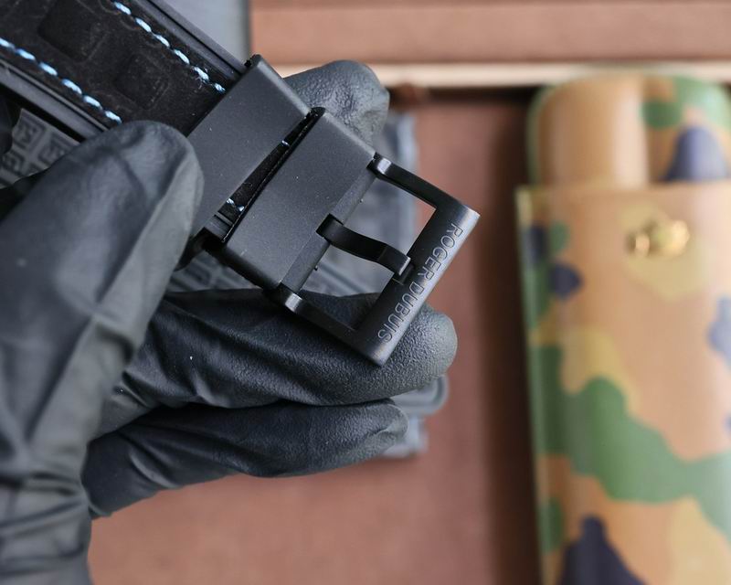 Roger Dubuis 46mm 08 (1)