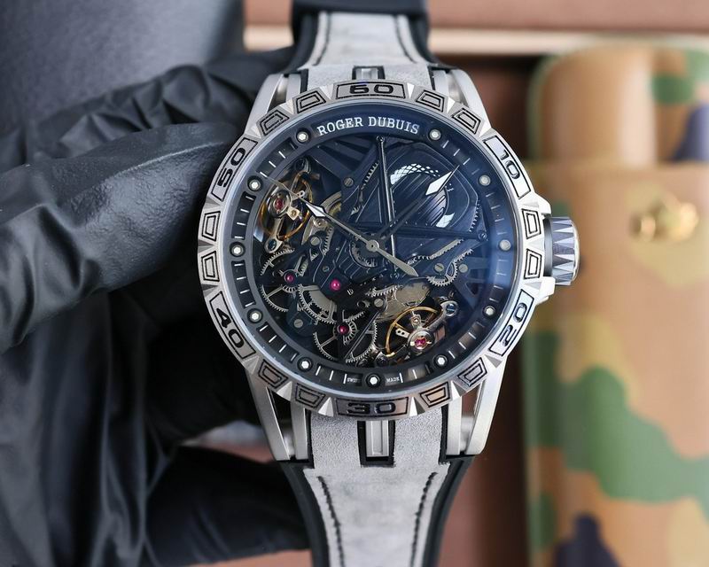 Roger Dubuis 46mm 12 (1)