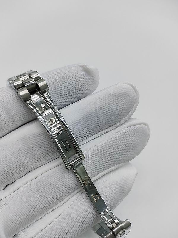 Rolex 26mm 06-Date Just (58)