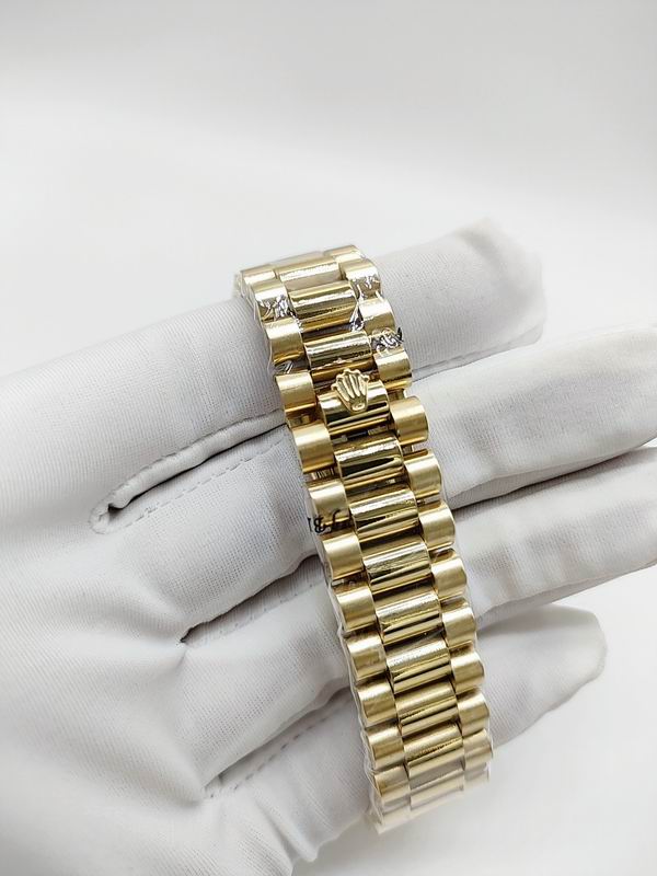 Rolex 36mm 07-Day Date (12)