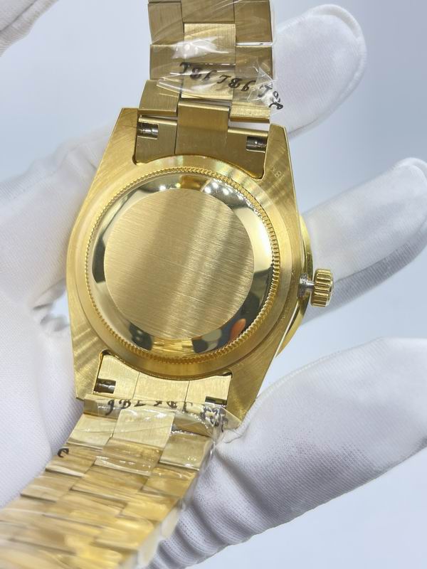 Rolex 40mm 26-Day Date (1)