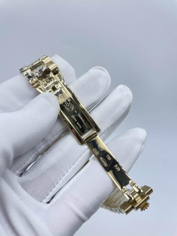 Rolex 40mm 26-Day Date (2)