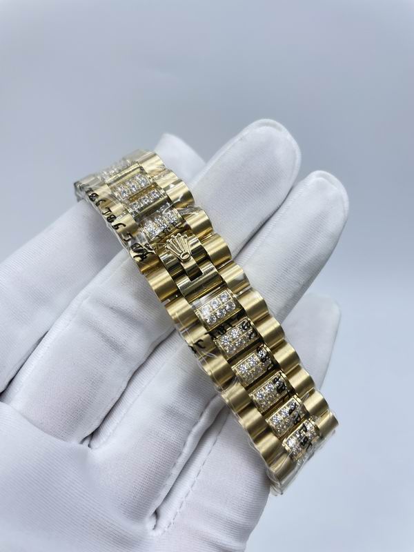 Rolex 40mm 26-Day Date (3)