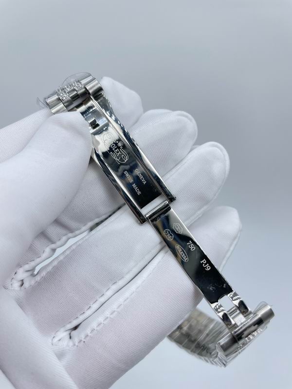 Rolex 41mm 15-Date Just (2)