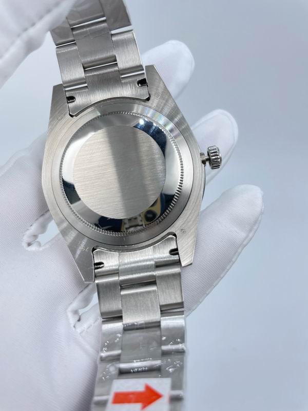 Rolex 41mm 17-Date Just (1)