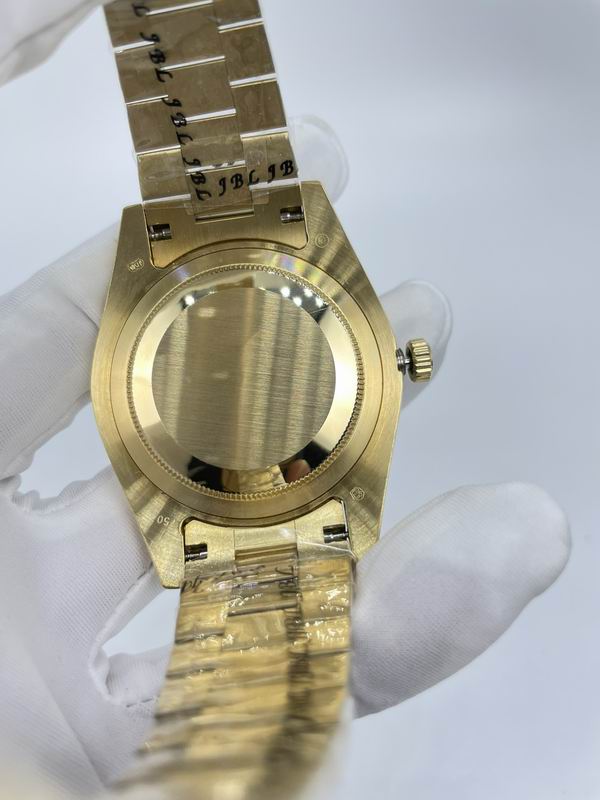 Rolex 41mm 23-Day Date (1)