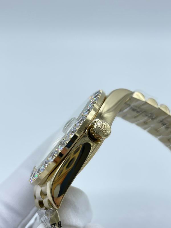 Rolex 44mm 05-Day Date (16)