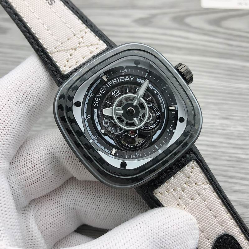 Seven Friday 47.6X47mm 11 (9)