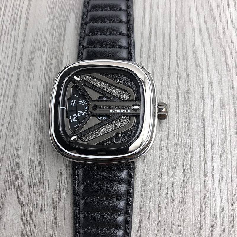 Seven Friday 47.6X47mm 75 (9)