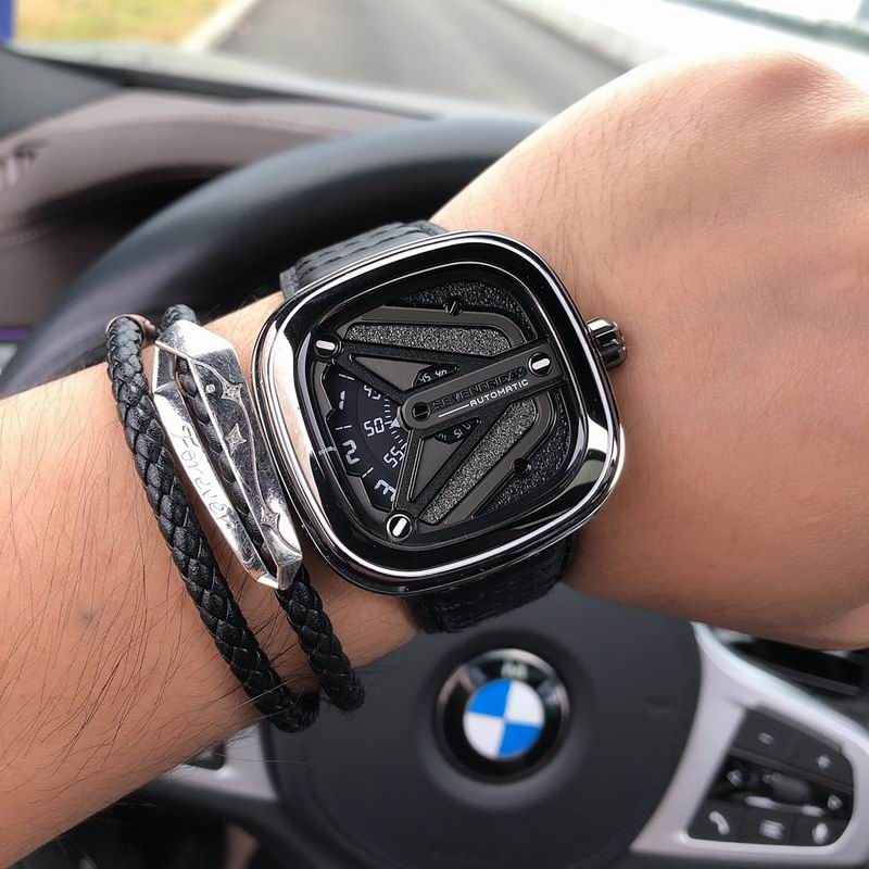 Seven Friday 47.6X47mm 82 (3)