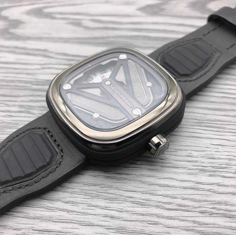 Seven Friday 47mm 03 (4)