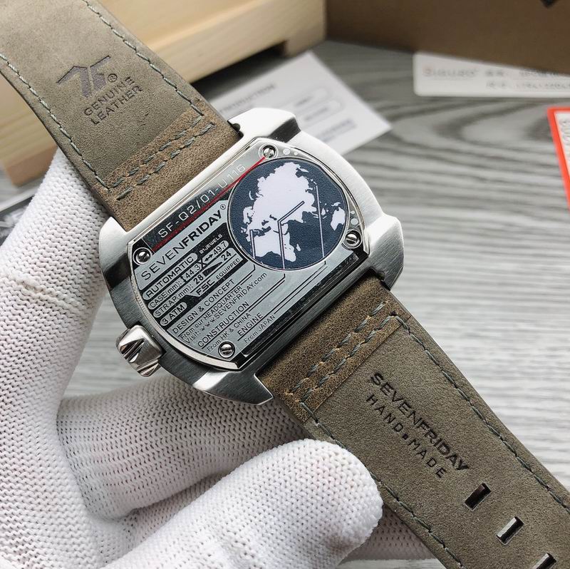 Seven Friday 47mm 24 (6)