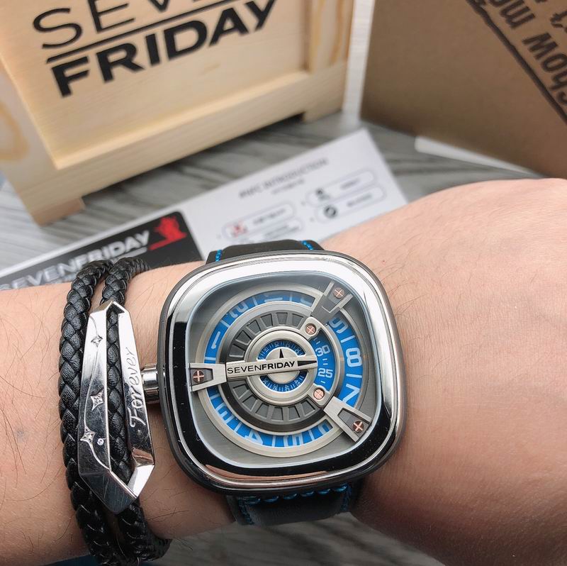 Seven Friday 47mm 32 (1)