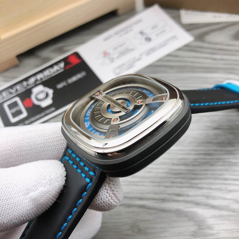 Seven Friday 47mm 32 (7)