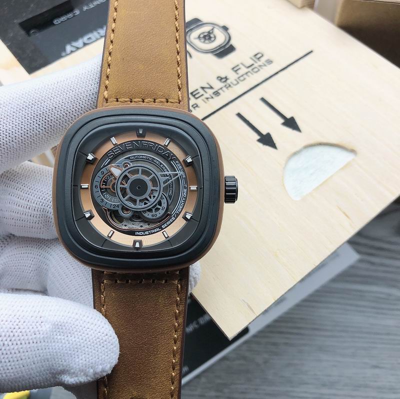 Seven Friday 47mm 33 (1)