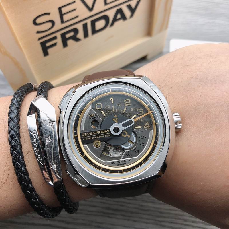 Seven Friday 47mm 36 (1)