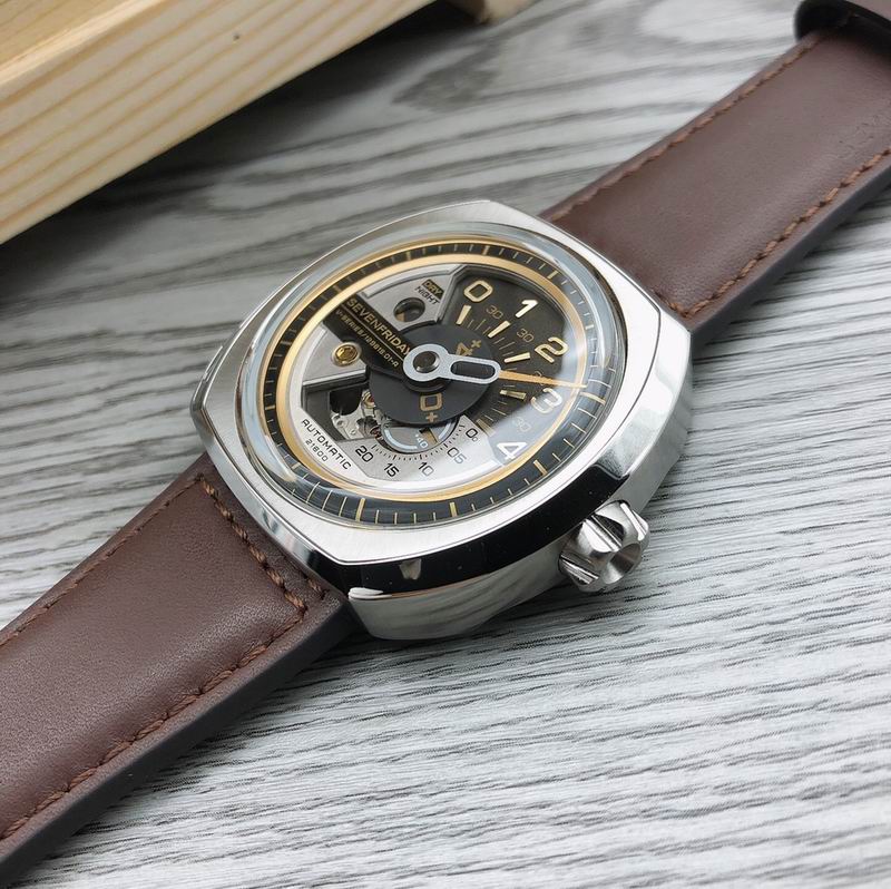 Seven Friday 47mm 36 (5)