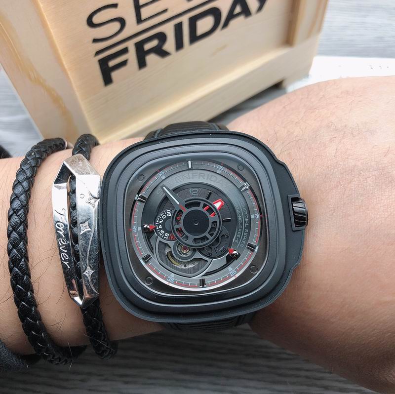 Seven Friday 47mm 37 (1)