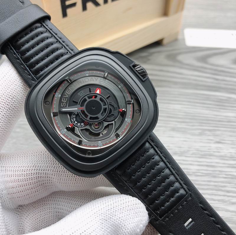 Seven Friday 47mm 37 (9)