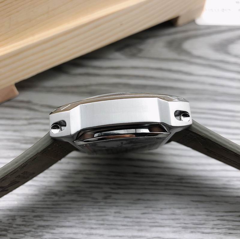 Seven Friday 47mm 38 (3)