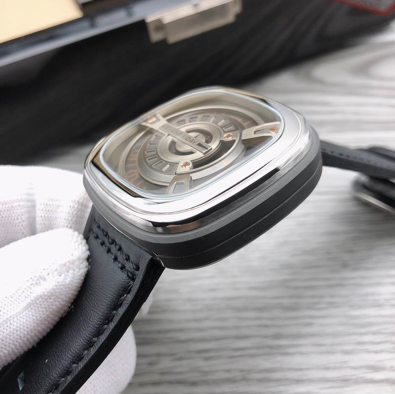 Seven Friday 47mm 48 (7)