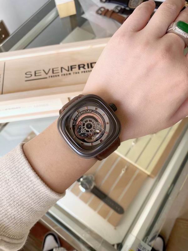 Seven Friday 47mm 65 (1)