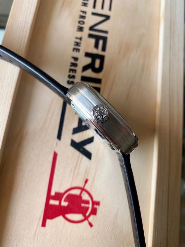 Seven Friday 47mm 66 (2)