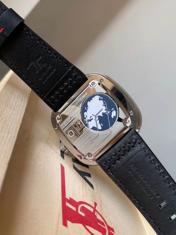 Seven Friday 47mm 66 (5)