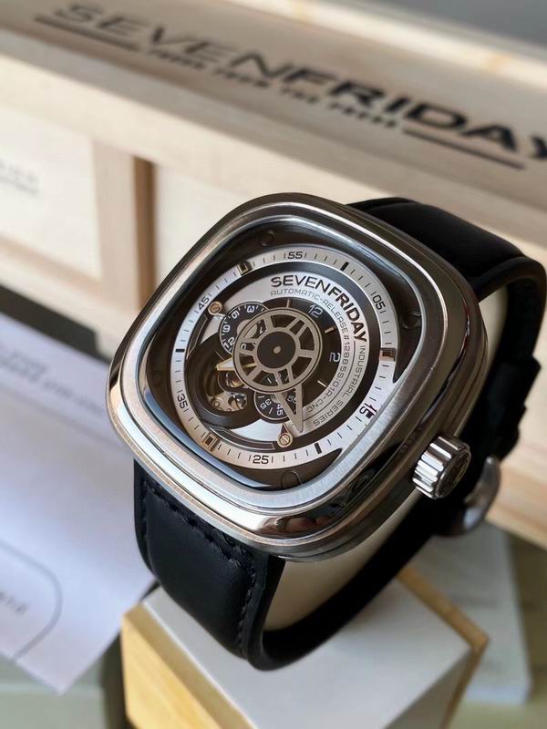 Seven Friday 47mm 66 (7)