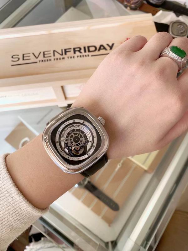 Seven Friday 47mm 66
