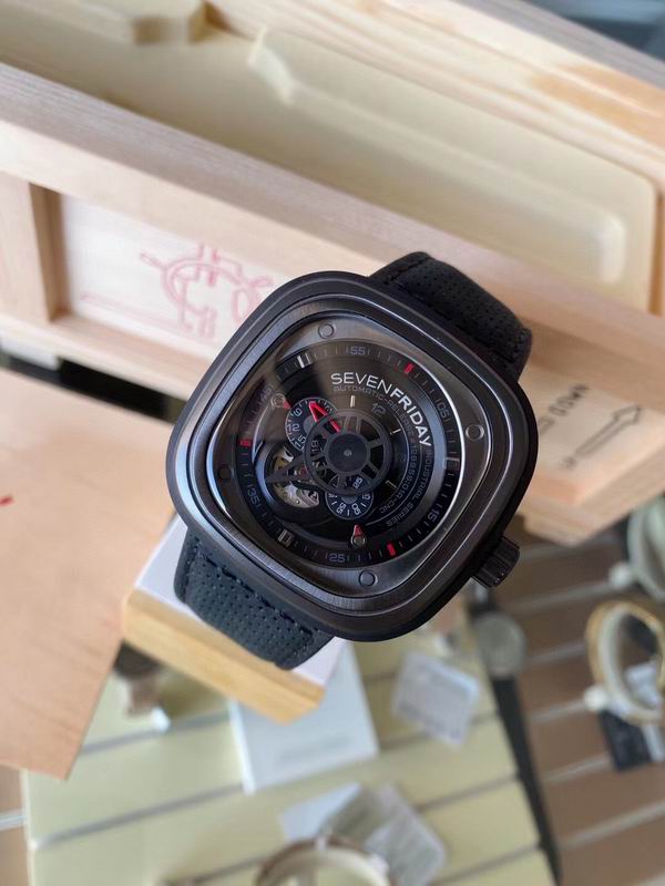 Seven Friday 47mm 67 (9)