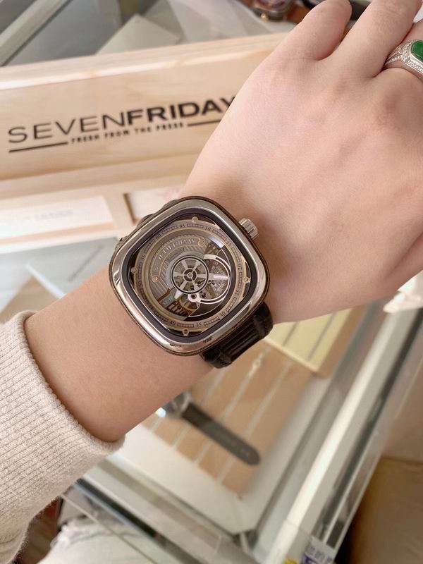 Seven Friday 47mm 68 (1)
