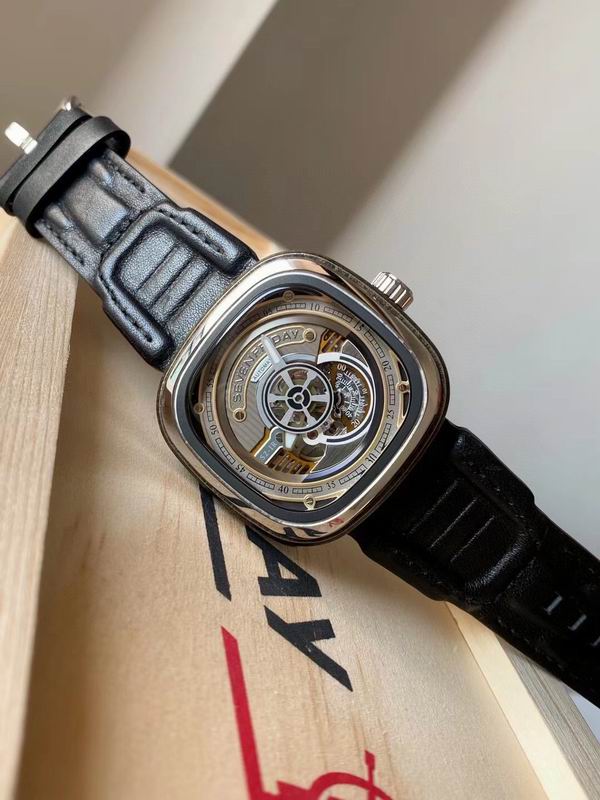 Seven Friday 47mm 68 (7)